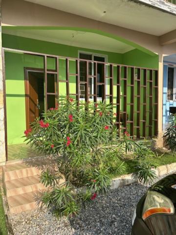 Oneworld Guesthouse & Events Centre Acra Exterior foto
